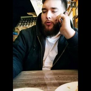 Meet your Posher, Luis